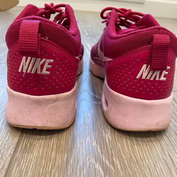 Size 8.5 Pink Nike Air Max Thea - Picture 8 of 8